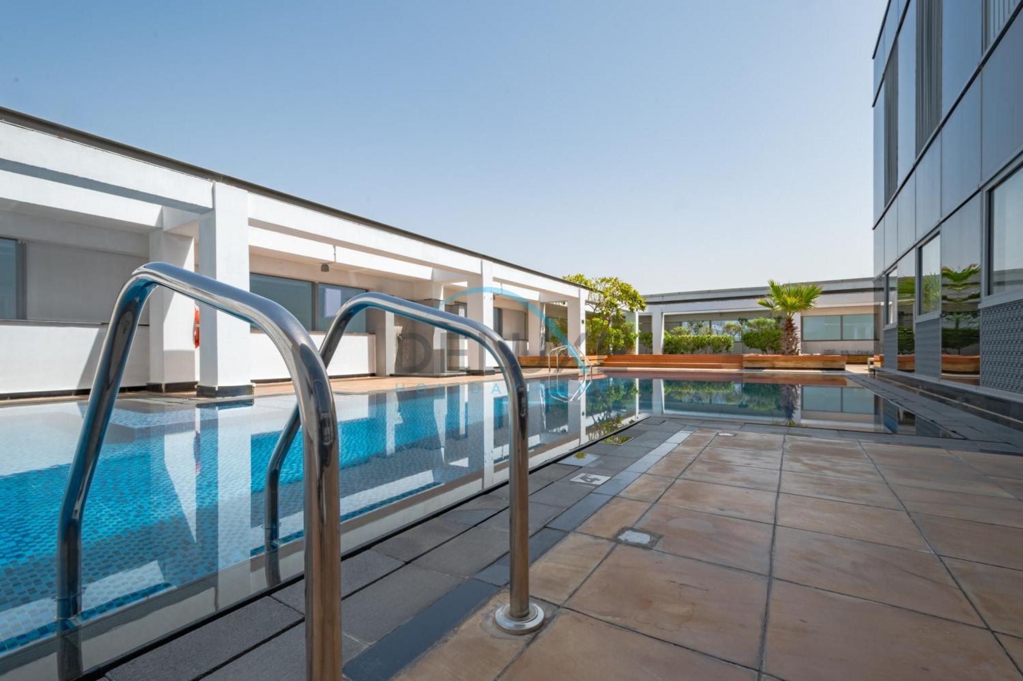 Limited Offer Book Now For A Great Rate & Comfort By Deluxe Holiday Homes Dubai Exterior photo